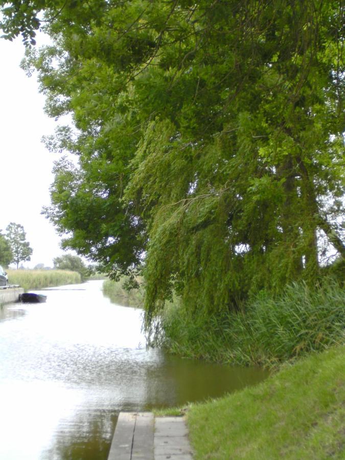 Vakantiehuis 'T Laaisterplakky Zonder Drempels Oude Bildtzijl Eksteriør bilde