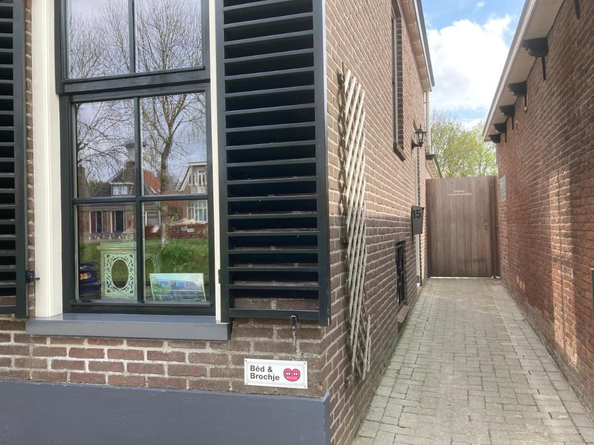 Vakantiehuis 'T Laaisterplakky Zonder Drempels Oude Bildtzijl Eksteriør bilde